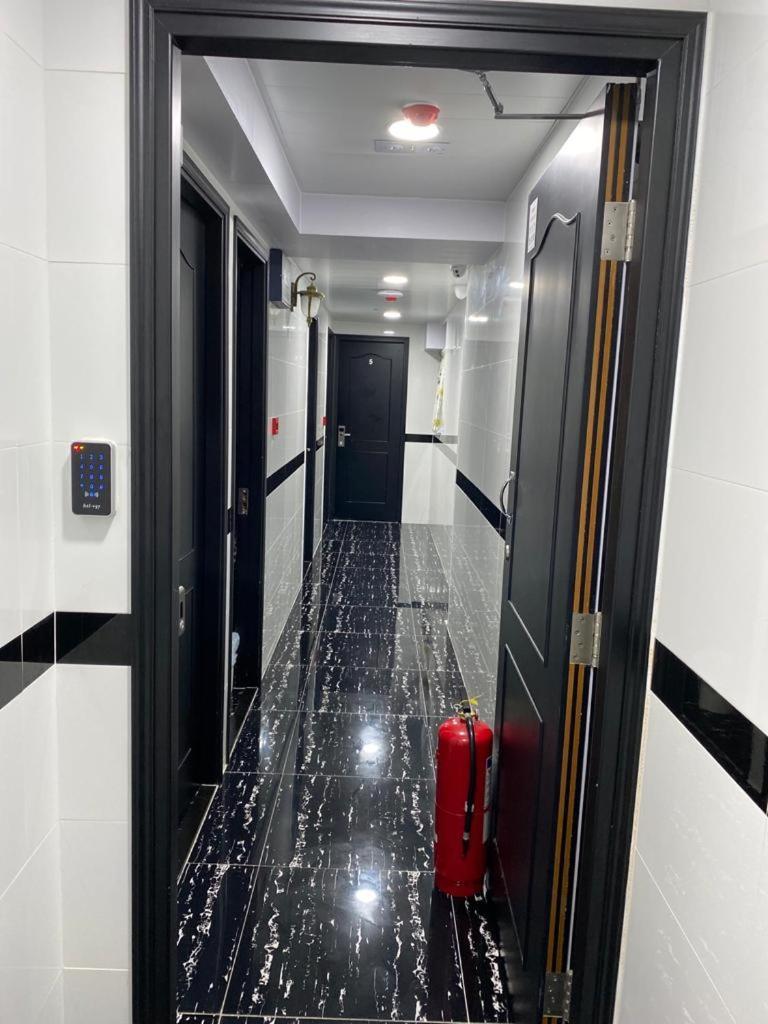 Day And Night Hostel Block D 10Th Floor Hong Kong Dış mekan fotoğraf